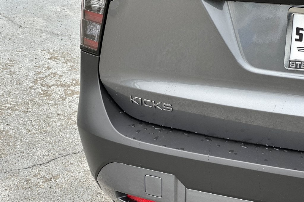 2027 Nissan Kicks SV