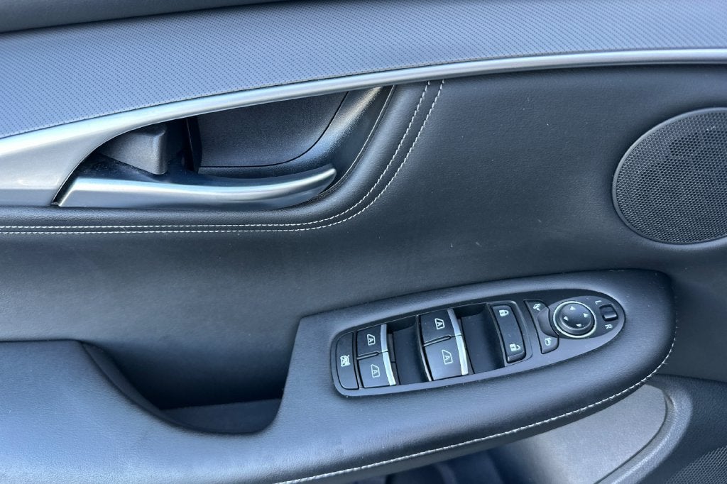 2023 INFINITI QX55 LUXE AWD