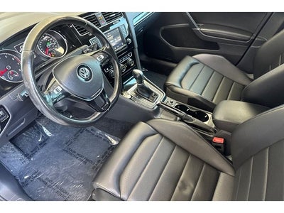 2017 Volkswagen Golf SportWagen SEL