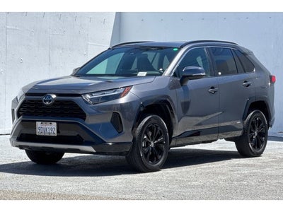 2022 Toyota RAV4 Hybrid SE