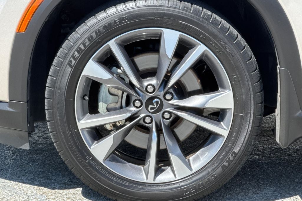 2025 INFINITI QX60 LUXE