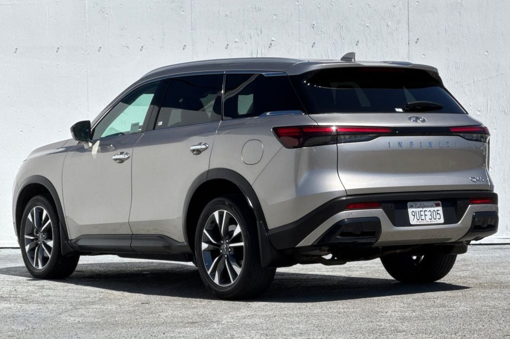 2025 INFINITI QX60 LUXE