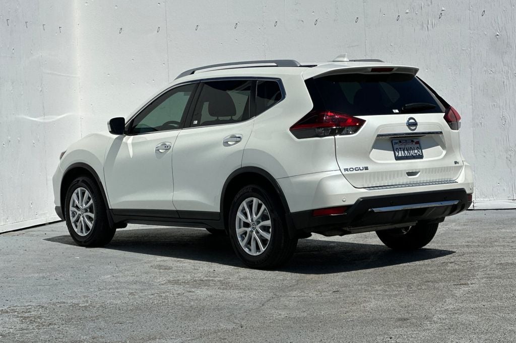 2020 Nissan Rogue SV