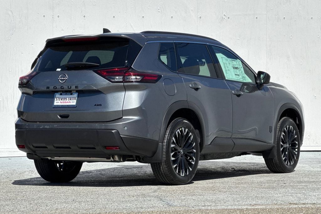 2026 Nissan Rogue Dark Armor™