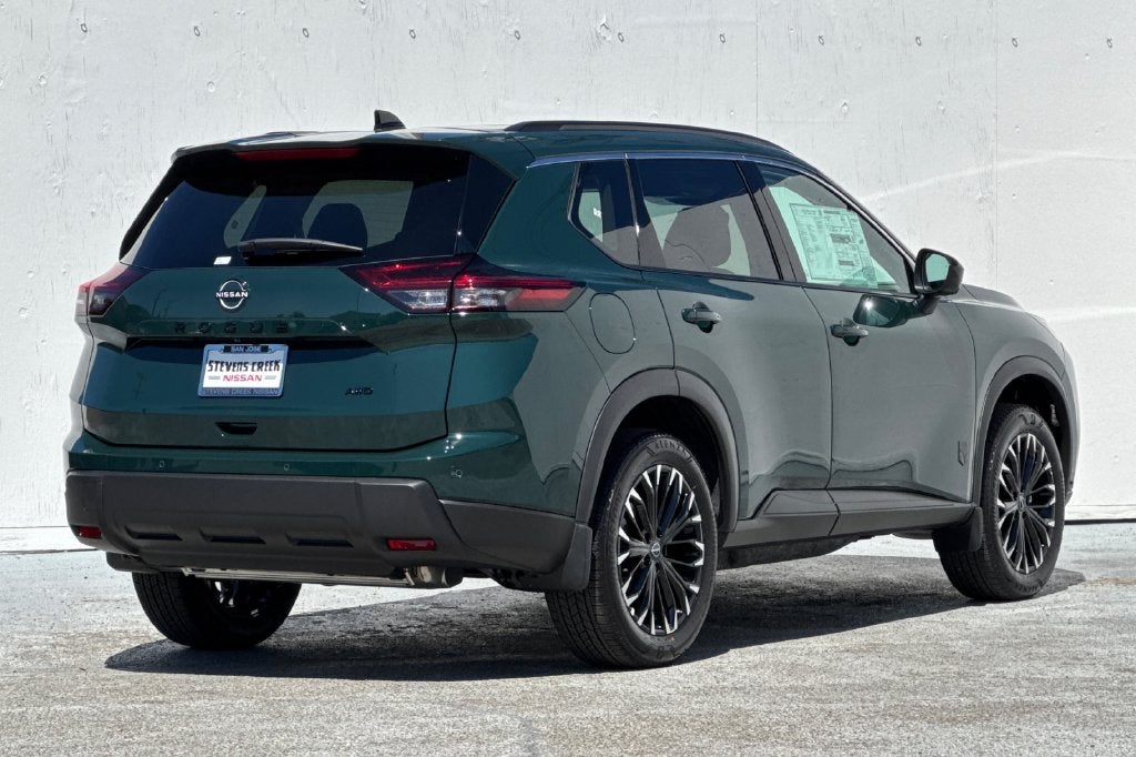 2026 Nissan Rogue Dark Armor™