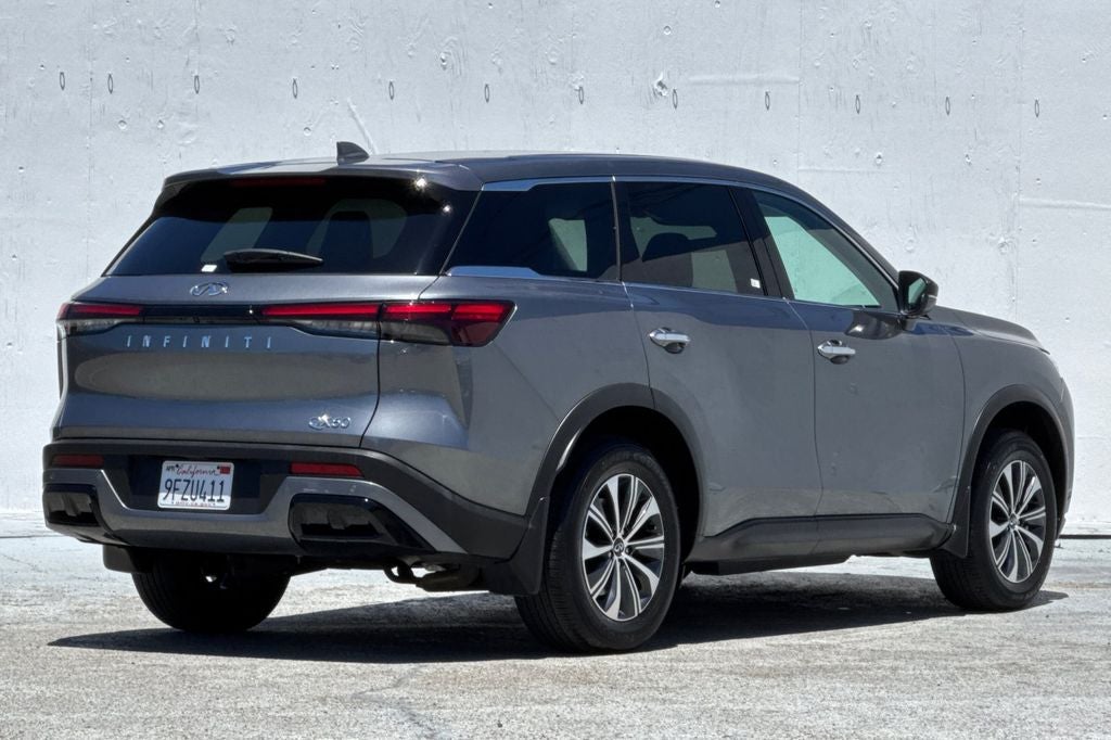 2023 INFINITI QX60 PURE FWD