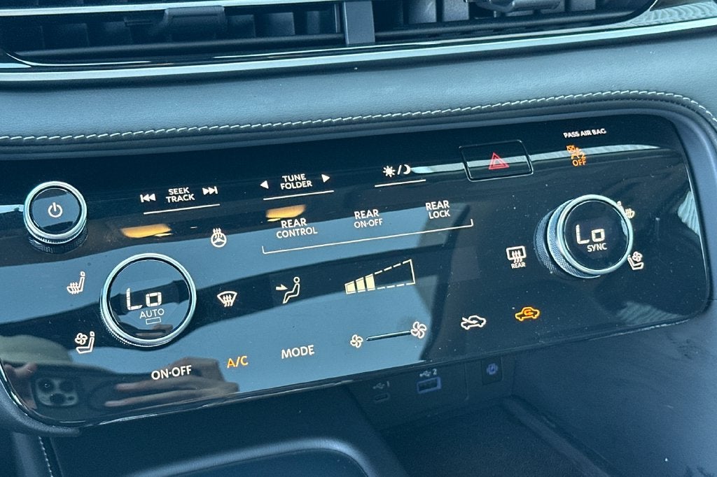 2023 INFINITI QX60 LUXE FWD