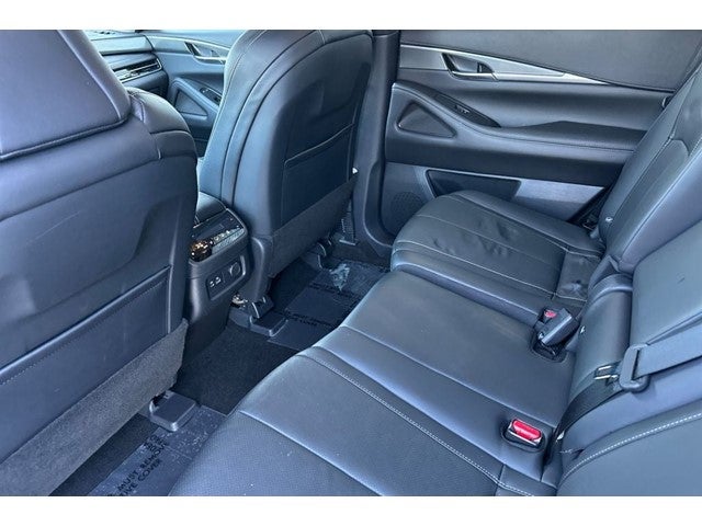 2023 INFINITI QX60 LUXE FWD