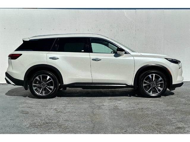 2023 INFINITI QX60 LUXE FWD