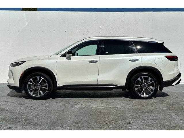 2023 INFINITI QX60 LUXE FWD