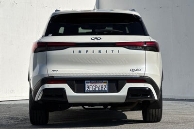 2023 INFINITI QX60 LUXE AWD