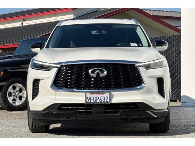 2023 INFINITI QX60 LUXE AWD