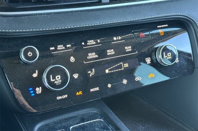 2023 INFINITI QX60 LUXE AWD