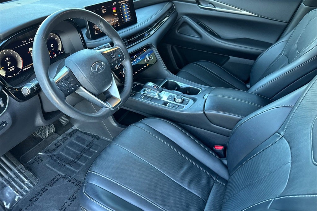 2023 INFINITI QX60 LUXE AWD