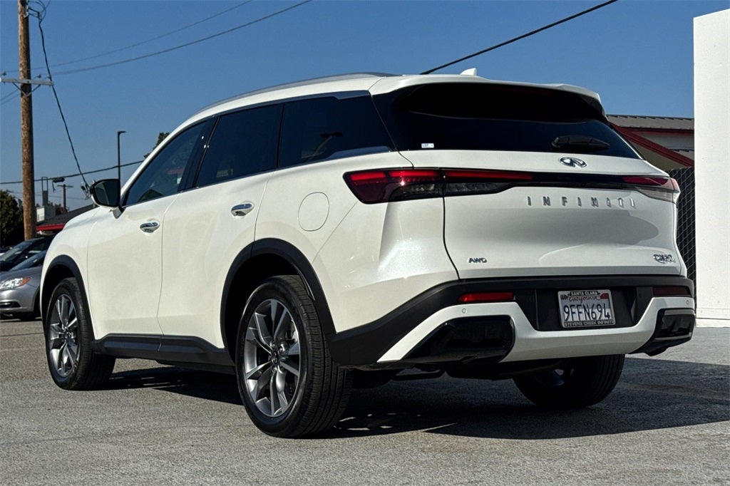 2023 INFINITI QX60 LUXE AWD