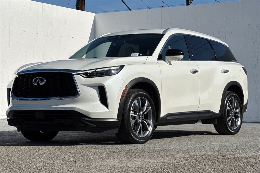 2023 INFINITI QX60 LUXE AWD
