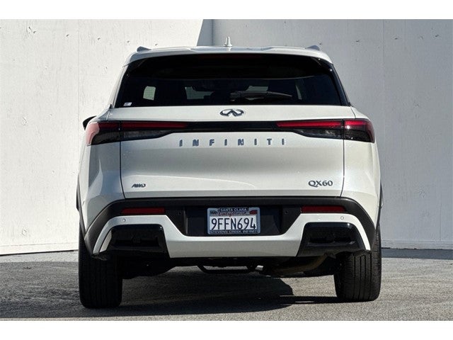 2023 INFINITI QX60 LUXE AWD