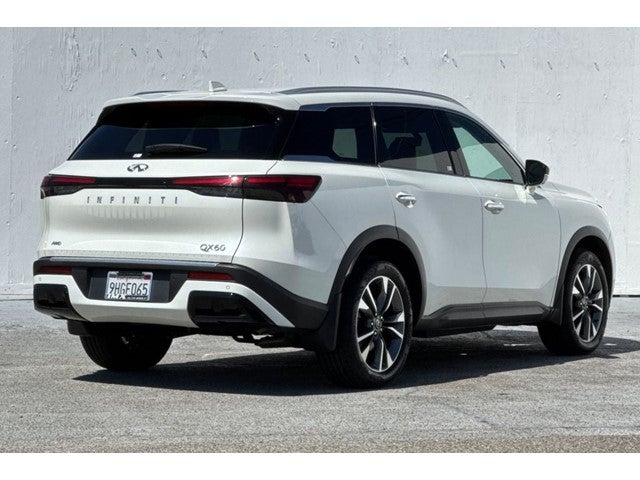 2023 INFINITI QX60 LUXE AWD