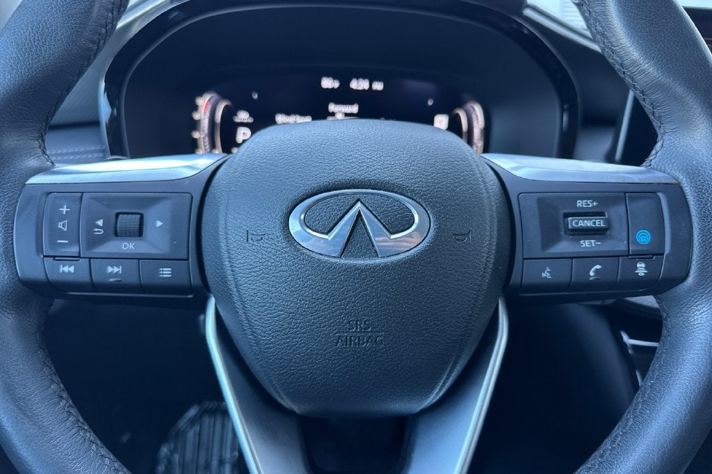 2023 INFINITI QX60 LUXE AWD