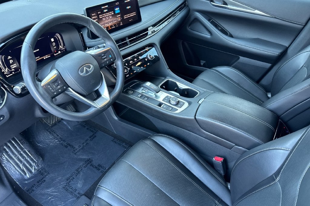 2023 INFINITI QX60 LUXE AWD