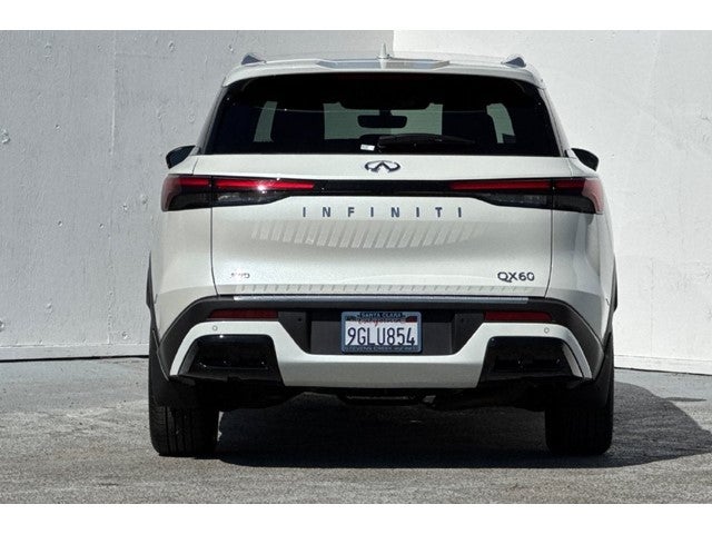 2023 INFINITI QX60 LUXE AWD