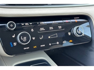 2023 INFINITI QX60 LUXE AWD