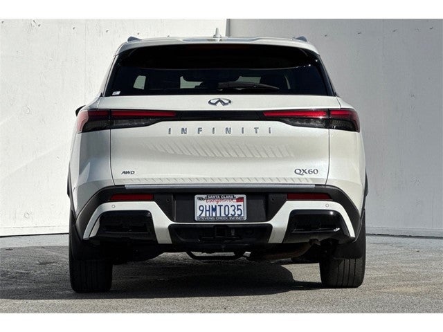 2023 INFINITI QX60 LUXE AWD