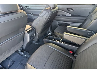 2025 Nissan Pathfinder Rock Creek
