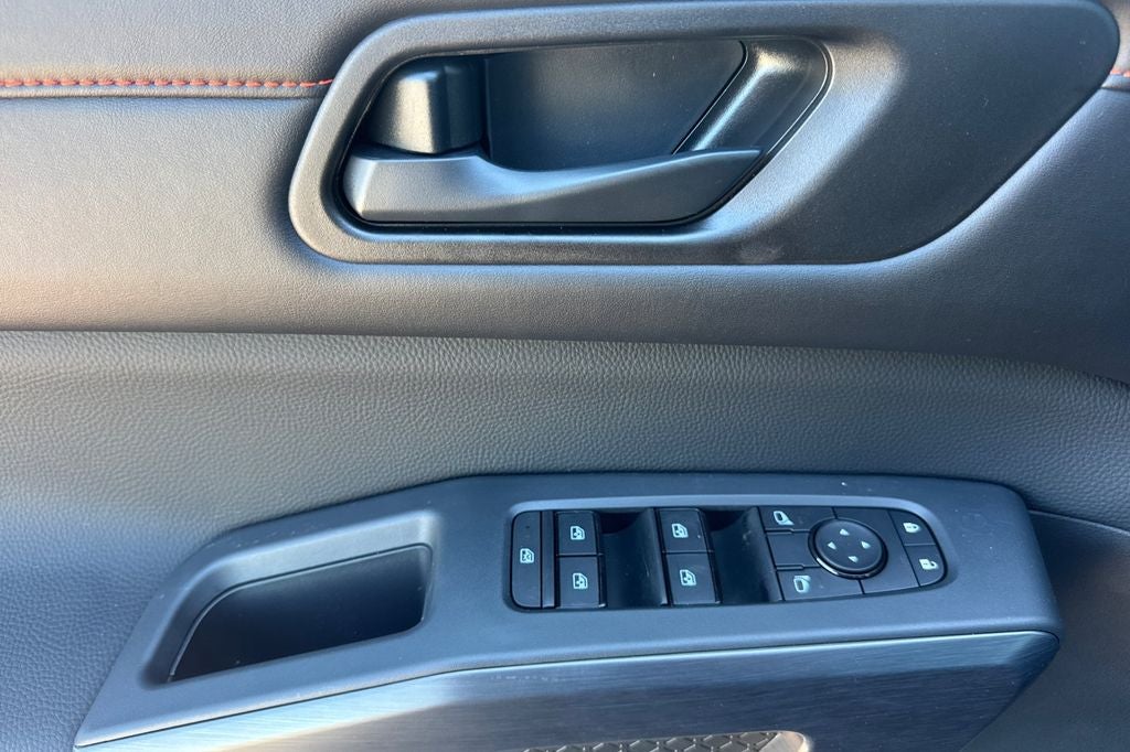 2026 Nissan Pathfinder Rock Creek®