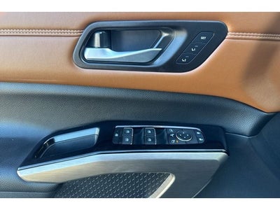 2024 Nissan Pathfinder Platinum