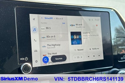 2024 Toyota Highlander Hybrid LE