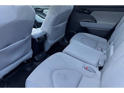 2024 Toyota Highlander Hybrid LE