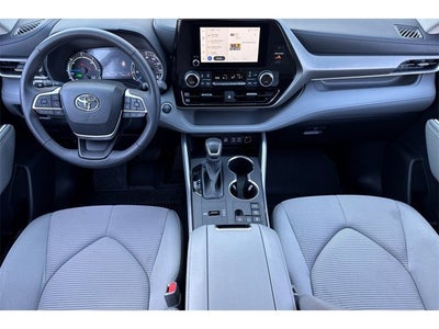 2024 Toyota Highlander Hybrid LE