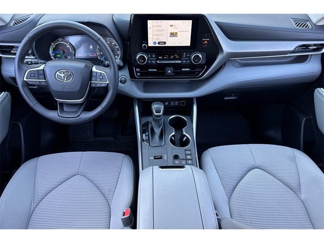 2024 Toyota Highlander Hybrid LE