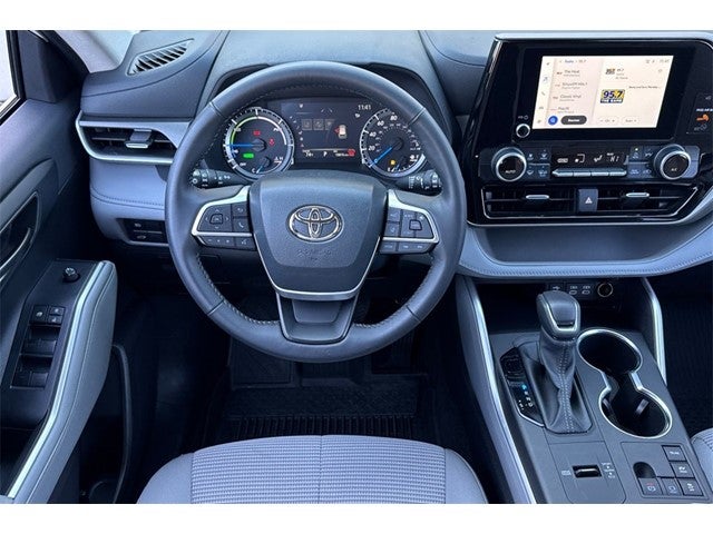 2024 Toyota Highlander Hybrid LE