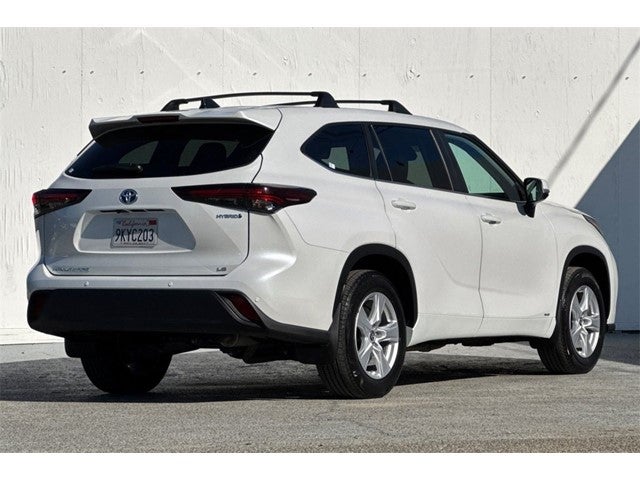2024 Toyota Highlander Hybrid LE