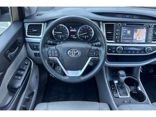 2019 Toyota Highlander Limited Platinum