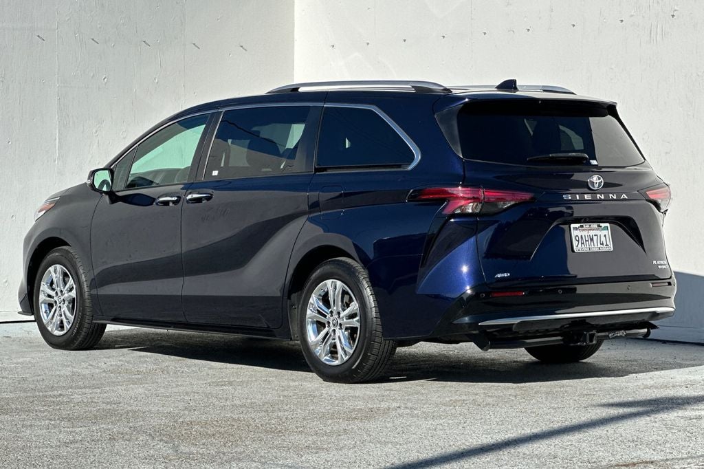 2022 Toyota Sienna Platinum 7 Passenger