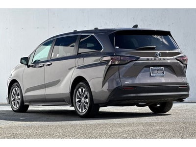 2024 Toyota Sienna XLE 7 Passenger