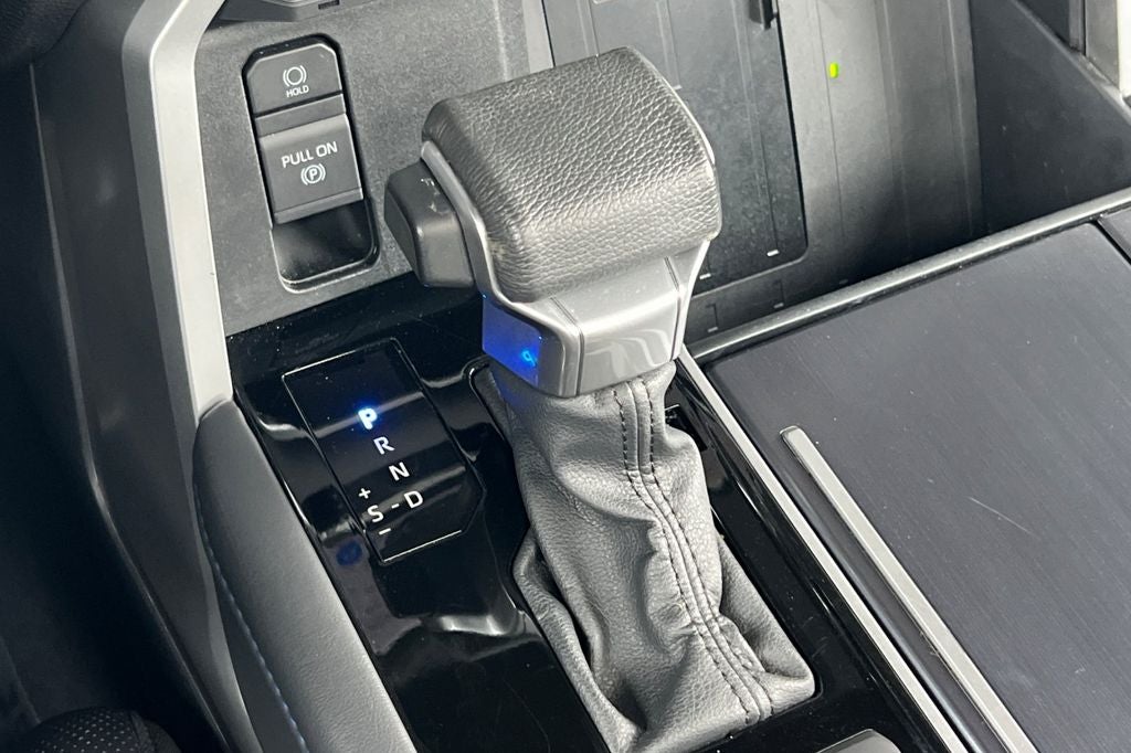 2023 Toyota Tundra Hybrid Platinum