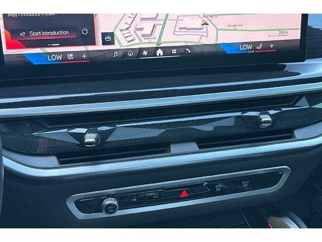 2024 BMW X6 xDrive40i