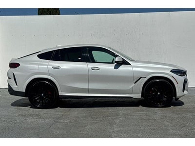 2023 BMW X6 xDrive40i