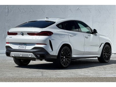 2023 BMW X6 xDrive40i