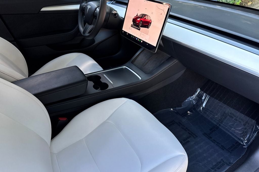 2023 Tesla Model 3 .