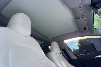 2023 Tesla Model 3 .