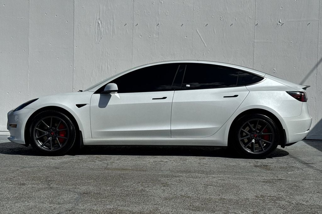 2023 Tesla Model 3 .