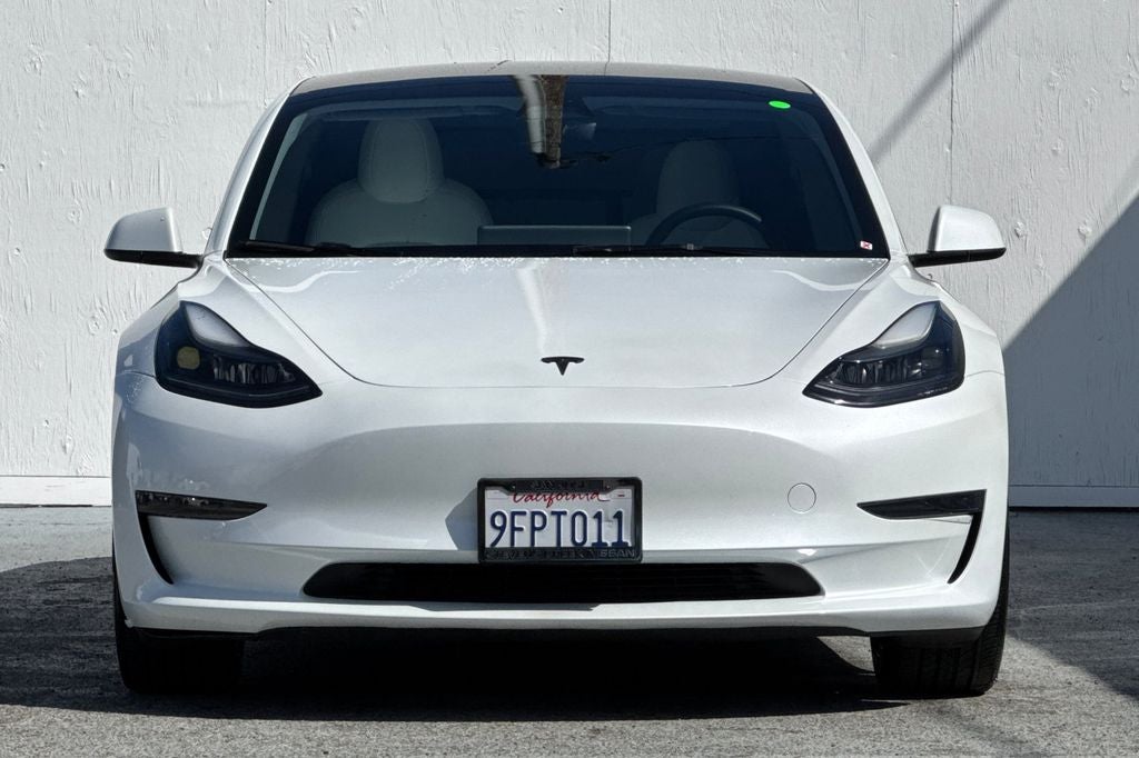 2023 Tesla Model 3 .