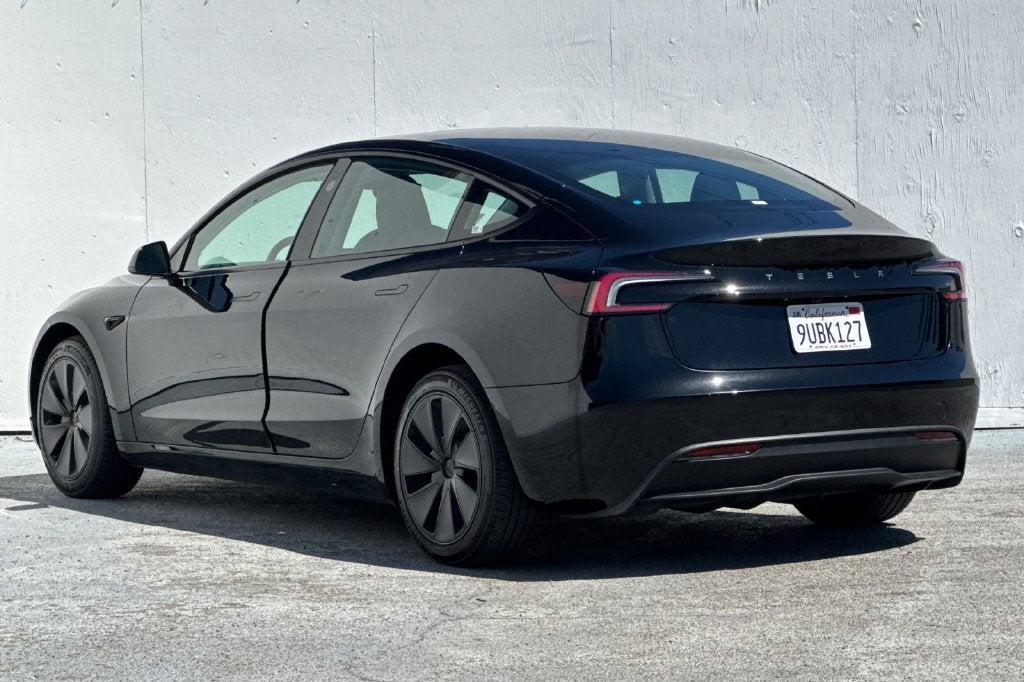 2025 Tesla Model 3 Long Range