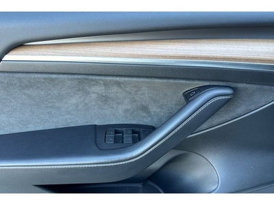 2023 Tesla Model 3 .