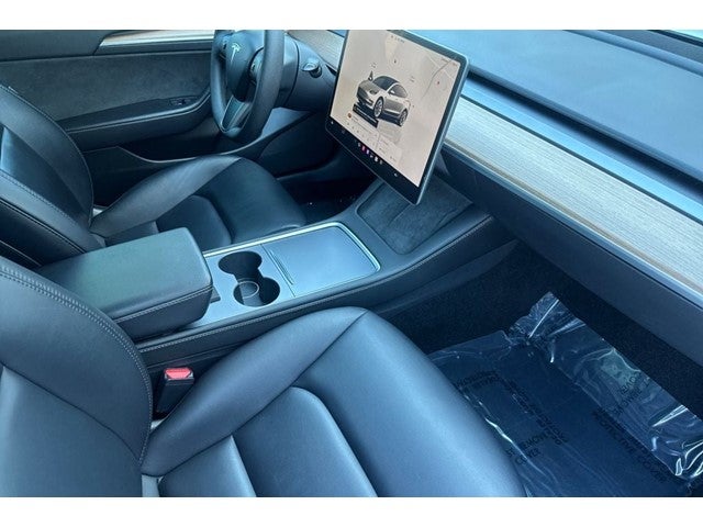 2023 Tesla Model 3 .